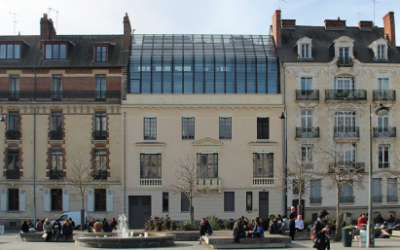 Rehabilitation in Rennes historical centre  with new materials